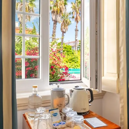 Pergola Boutique (adults Only) 4*