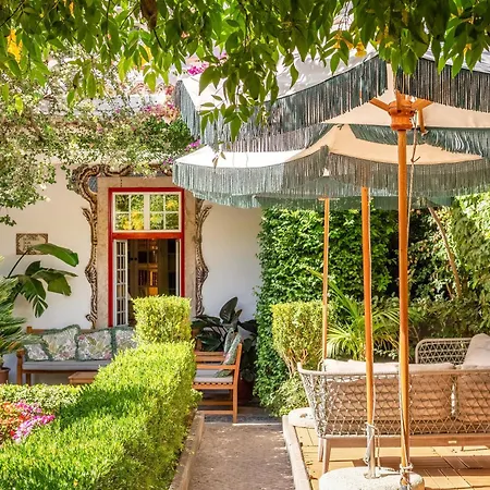 Pergola Boutique (adults Only) לינה וארוחת בוקר