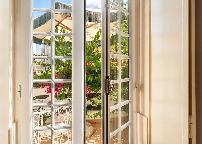 Pergola Boutique (adults Only) 4*
